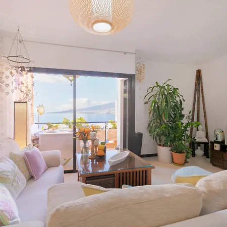 Апартаменты Luxury With Direct Access To The Sea, Two Pools , One Of Them Saltwater, Panoramic Views Of The Sea And Hidden Coves