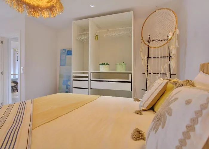 Luxury With Direct Access To The Sea, Two Pools , One Of Them Saltwater, Panoramic Views Of The Sea And Hidden Coves Апартаменты