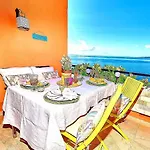아파트 Luxury With Direct Access To The Sea, Two Pools , One Of Them Saltwater, Panoramic Views Of The Sea And Hidden Coves