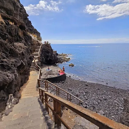 Luxury With Direct Access To The Sea, Two Pools , One Of Them Saltwater, Panoramic Views Of The Sea And Hidden Coves Apartment Tabaiba