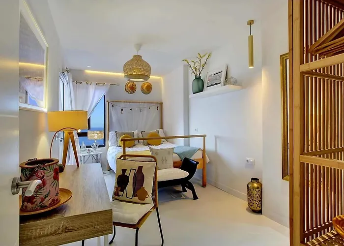 Luxury With Direct Access To The Sea, Two Pools , One Of Them Saltwater, Panoramic Views Of The Sea And Hidden Coves *