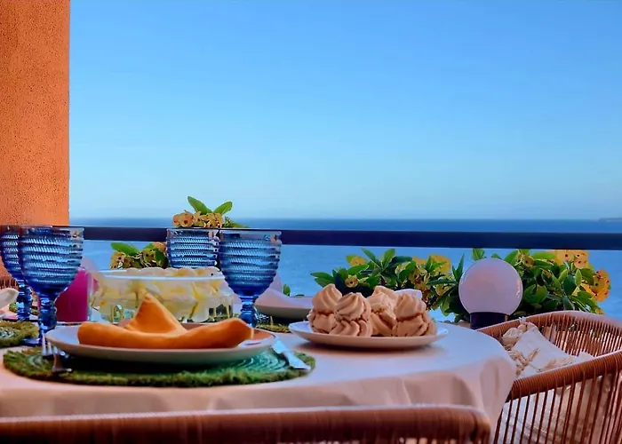 Luxury With Direct Access To The Sea, Two Pools , One Of Them Saltwater, Panoramic Views Of The Sea And Hidden Coves Apartamento *